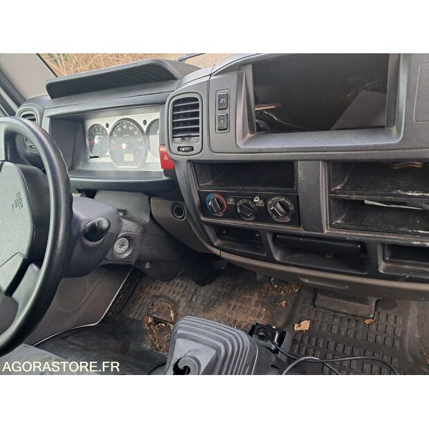 2012 رينو Maxity-45210519