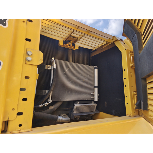 2023 Komatsu PC200-8-45210962