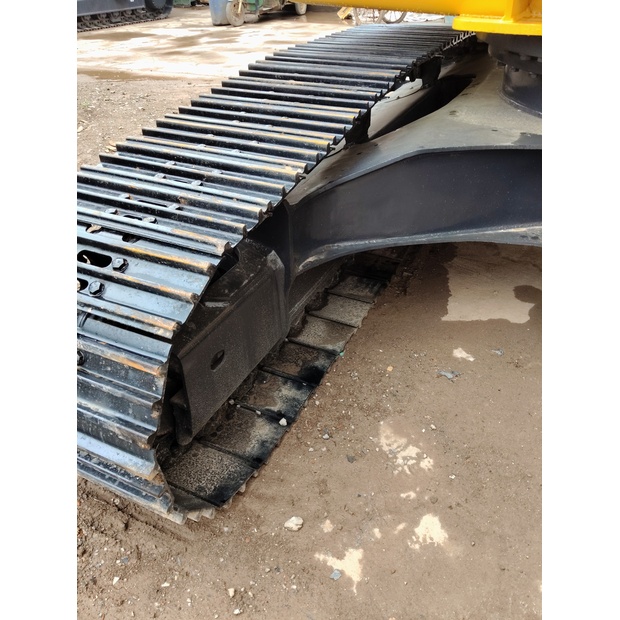 2024 كوماتسو PC200-8-45210981