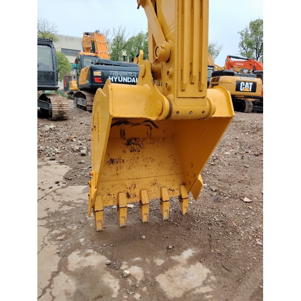 2024 كوماتسو PC200-8-45210991