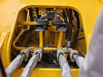 2024-komatsu-pc210-8-1411762-45211002