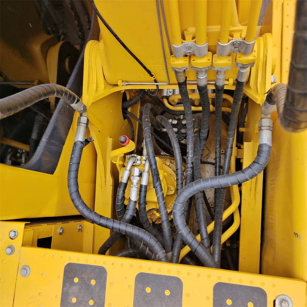 2024 Komatsu PC210-8-45211012