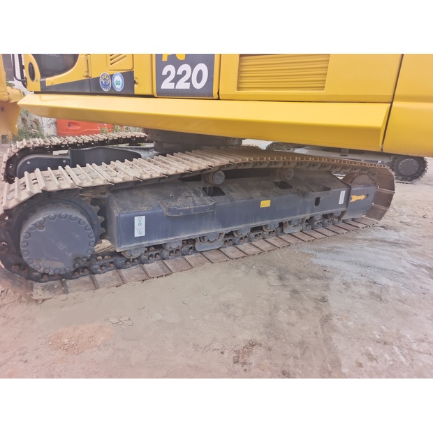 2023 Komatsu PC220-8-45211049