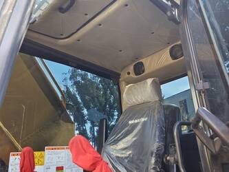 2024-komatsu-pc240lc-8-1411767-45211082