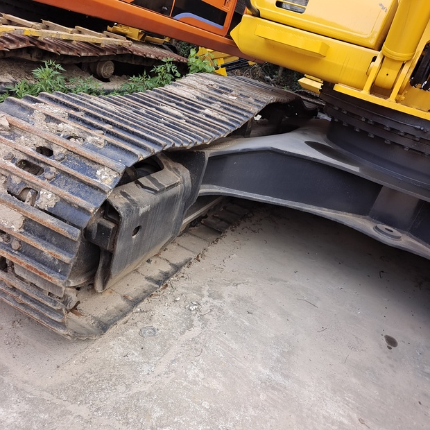 2023 Komatsu PC300-7-45211169