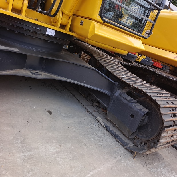 2023 Komatsu PC300-7-45211170