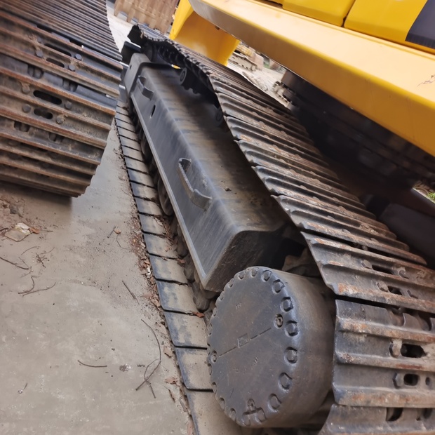 2023 Komatsu PC300-7-45211176