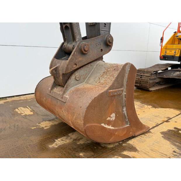 2020 Volvo EC300EL-45211523