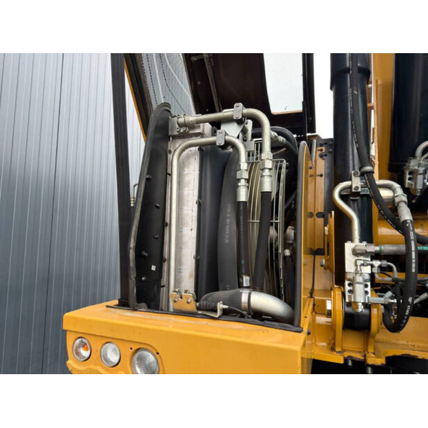 2015 كاتربيلر M318F-45211768