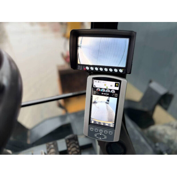 2015 كاتربيلر M318F-45211789