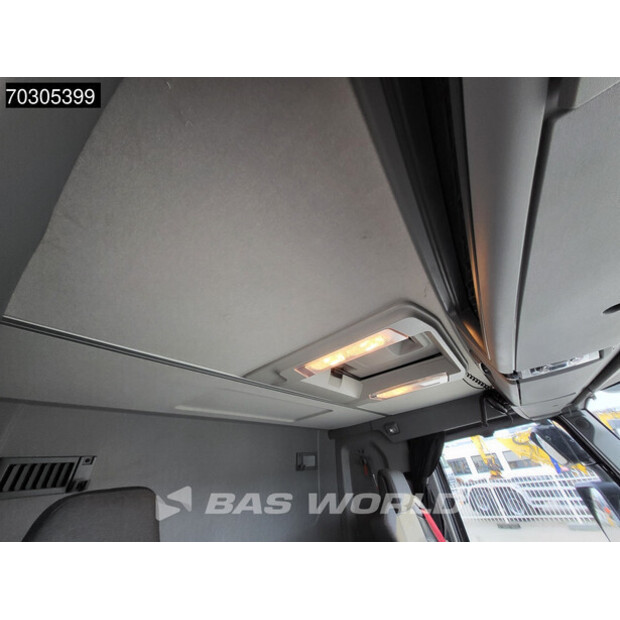 2022 Renault K520-45212102