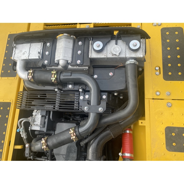 2024 Komatsu PC220-8N1-45212168