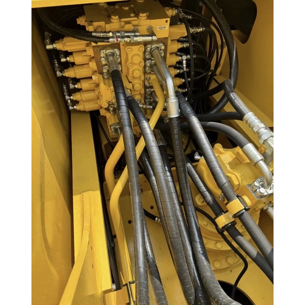 2024 Komatsu PC200-10-45212206