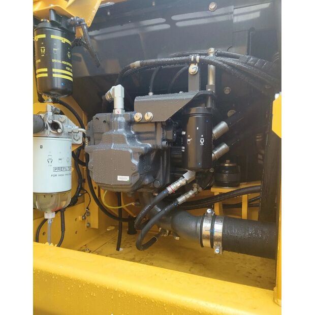 2024 Komatsu PC200-10-45212209