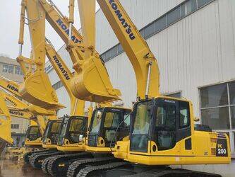 صورة ل حفارات مجنزرة 2024 كوماتسو PC200-10 للبيع في الصّين
