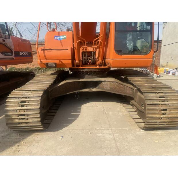 2022 دووسان DH225-45212220