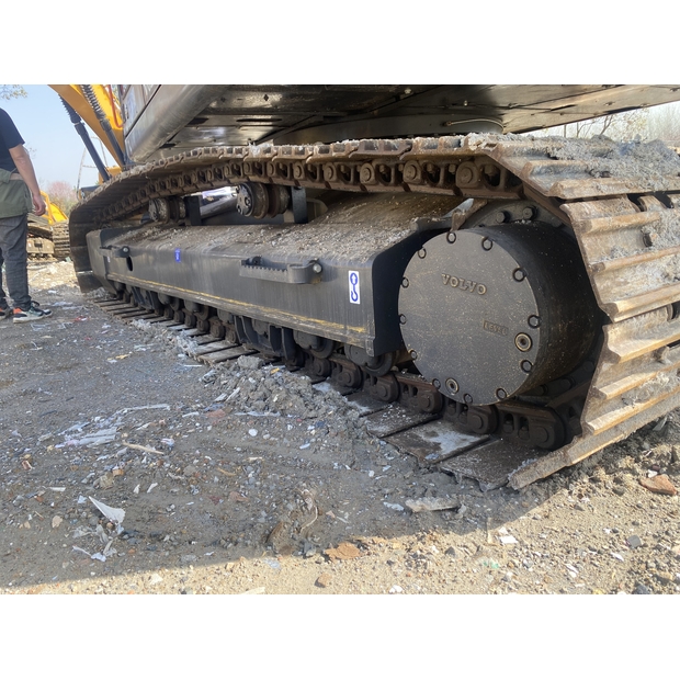 2024 فولفو EC240LC-45212246