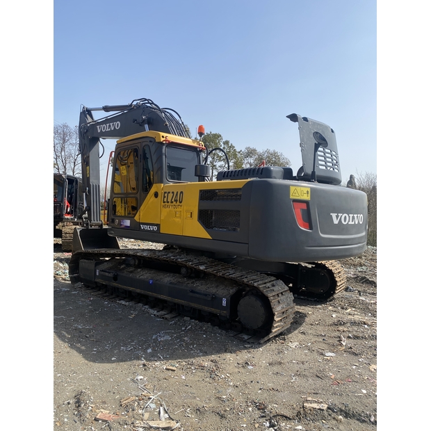 2024 فولفو EC240LC-45212250