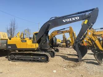 2024-volvo-ec220dl-45212273