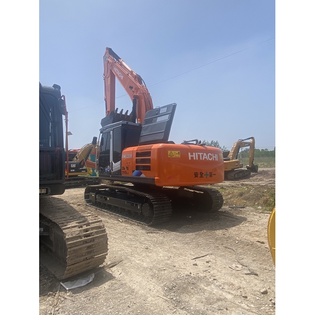 2024 Hitachi ZX210-45212296