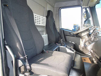 2020-iveco-eurocargo-120e21-1411810-45212459