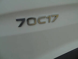 2016-iveco-daily-70c17-1411811-45212501