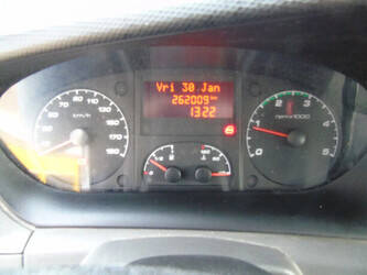 2016-iveco-daily-70c17-1411811-45212504