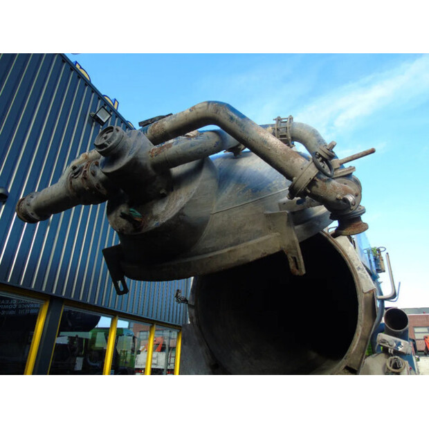 2004 فولفو FM 340-45212601