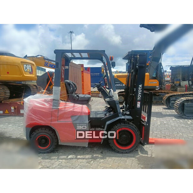 2026 Toyota FDZN30-45221258