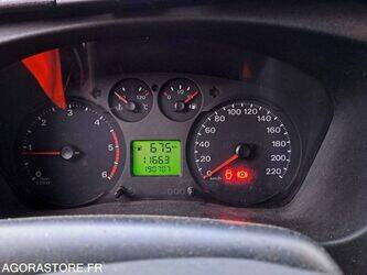 2011-ford-transit-1411912-45226529