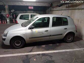 2003-renault-clio-1411674-45226622