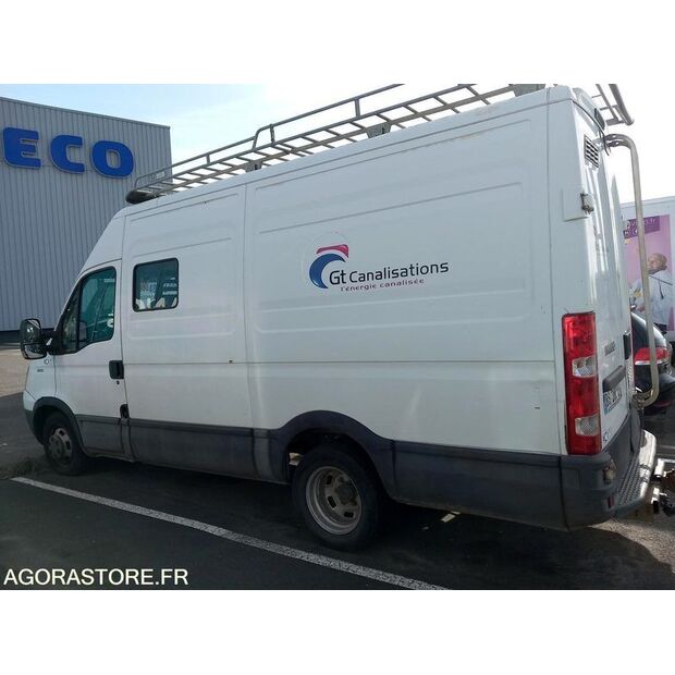2011 Iveco 35C13-45226627