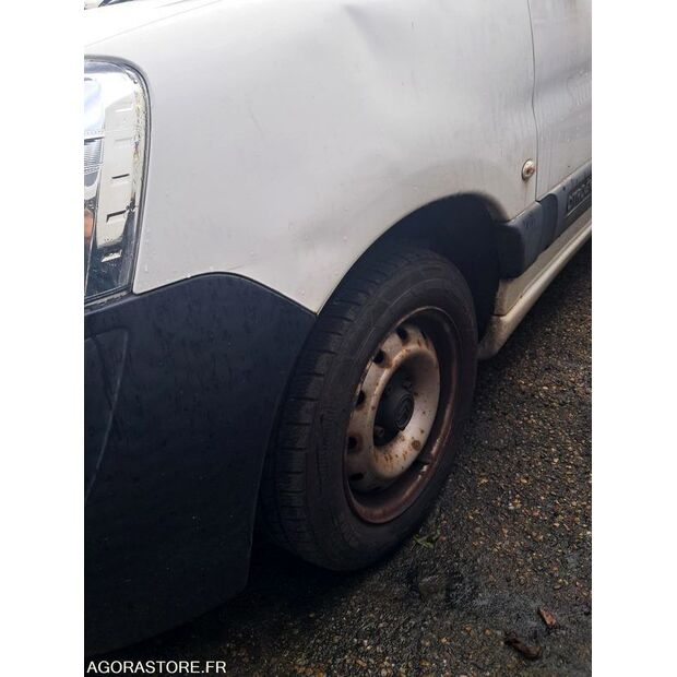 2010 Citroen BERLINGO-45226673