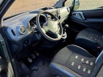 2011-citroen-berlingo-1411691-45226702