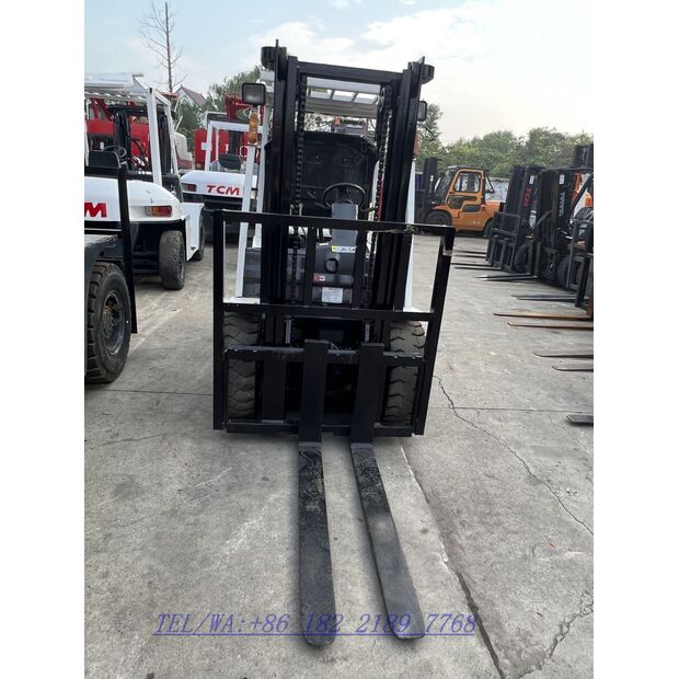 2013 تي سي ام FD30T-45227302