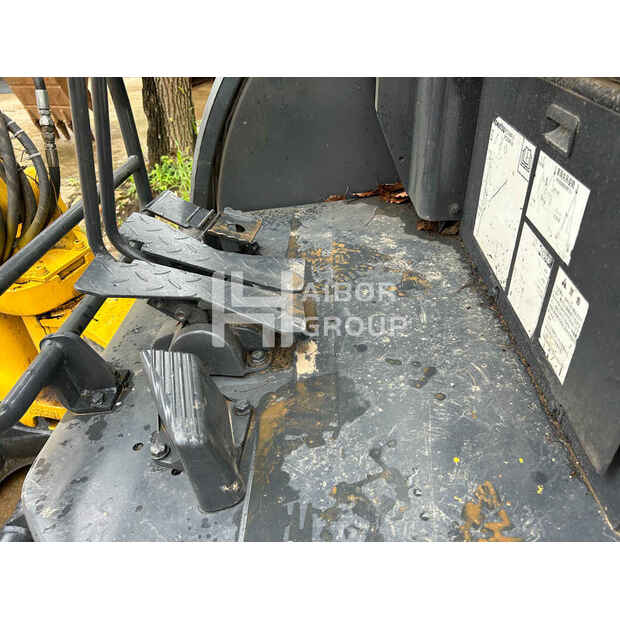 2020 كوماتسو PC30MR-45227848