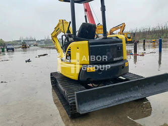 Image for 2019 Komatsu PC40MR-2