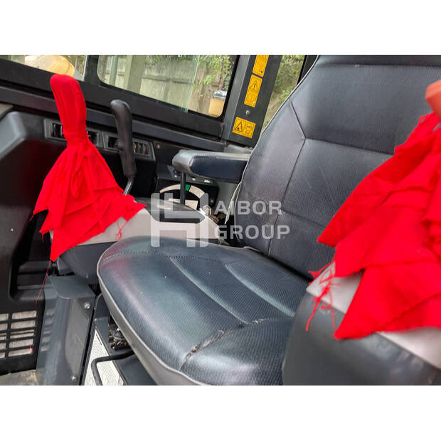 2024 كوماتسو PC56-7-45228648