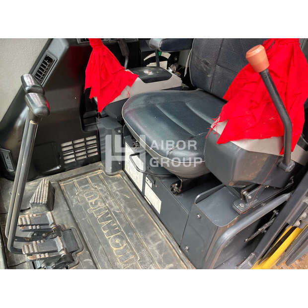 2024 كوماتسو PC56-7-45228650