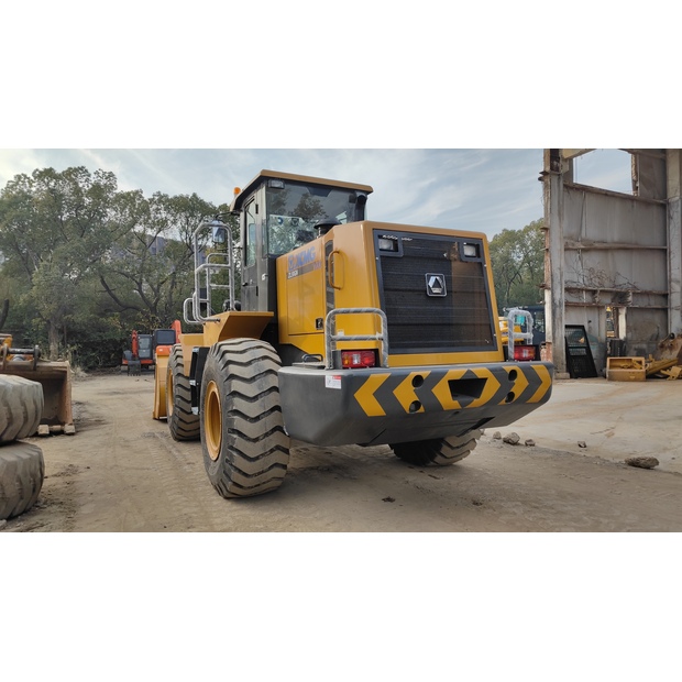 2024 اكس سي ام جي ZL50GN-45241694