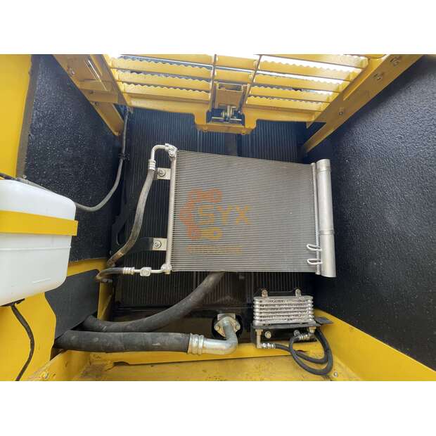 2023 كوماتسو PC200-45241804