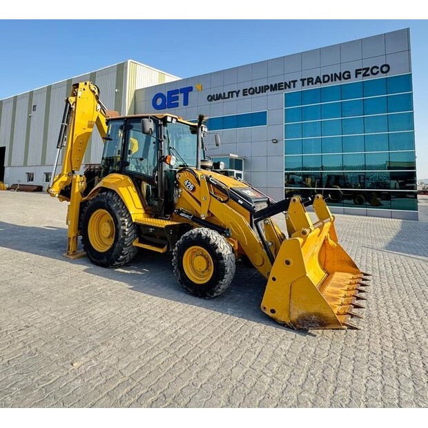 2025 Caterpillar 426-45242149