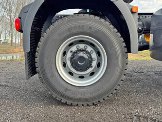 2025-man-tgs-22-440-bb-1412036-45242562