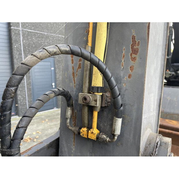 2007 فولفو EW 140 B-45242680