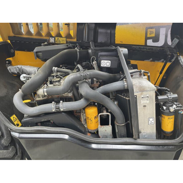 2018 JCB 531-70-45242871