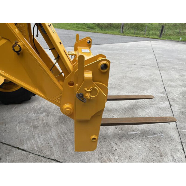 2018 JCB 531-70-45242880