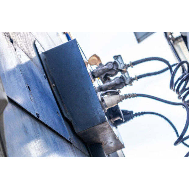 2003 سامرو BACHE-45243238