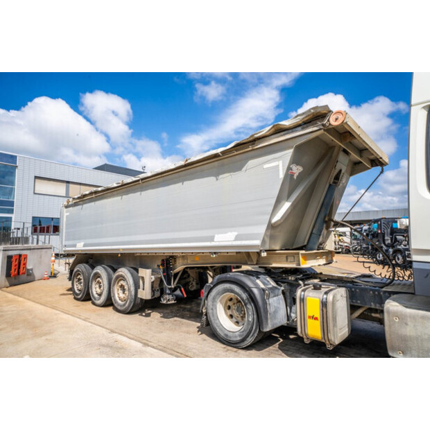 2017 BENALU C39C17-45243318