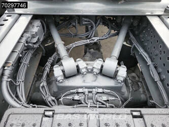 2018-mercedes-benz-actros-1845-1386005-45244088