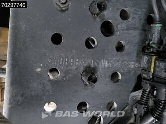 2018-mercedes-benz-actros-1845-1386005-45244142